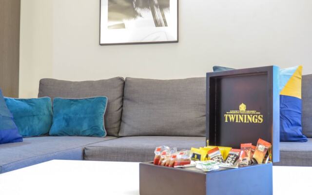 Tudors eSuites Birmingham Apartments with Parking