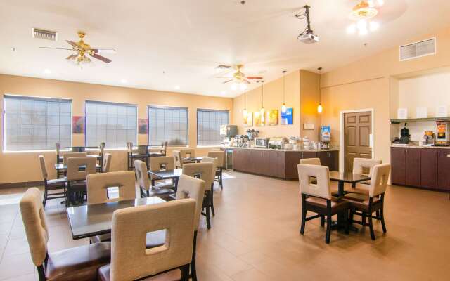 Comfort Inn & Suites