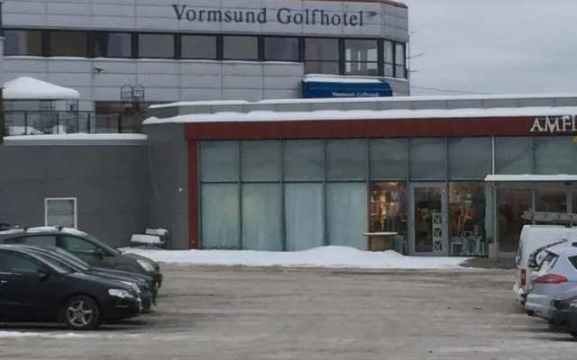 Vormsund Golf Hotell Bed & Breakfast
