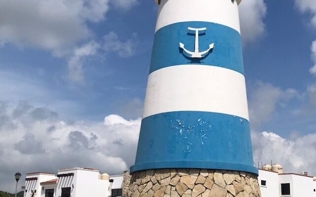 Azul Marino El FARO