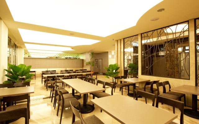 Lishiuan International Hotel