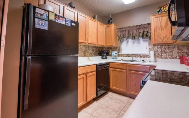 Cedar Lodge 201