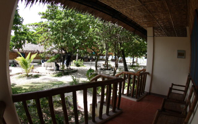 Evolution Dive and Beach Resort