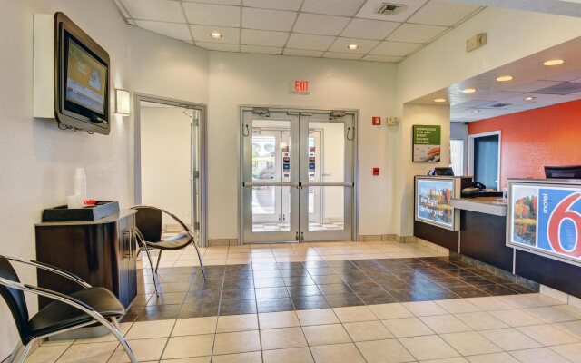 Motel 6 Seekonk, MA - Providence East