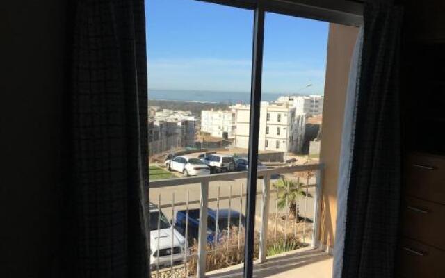 Fantastic & Cozy #3: Condo Close To the Beach