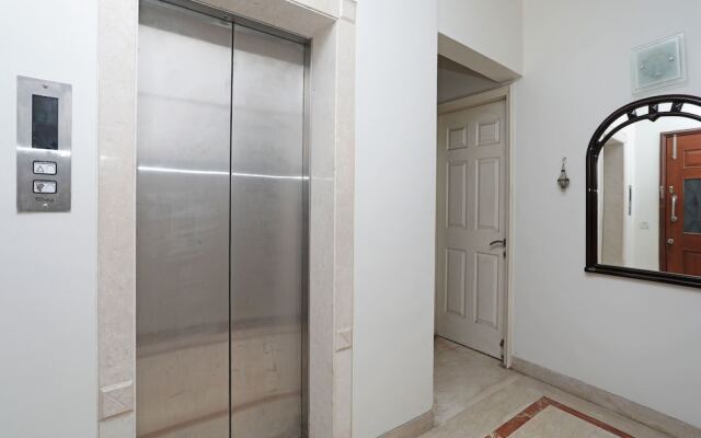 OYO 9224 La Royle Appartments