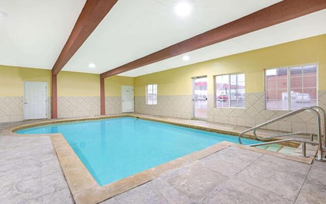 La Quinta by Wyndham McAlester