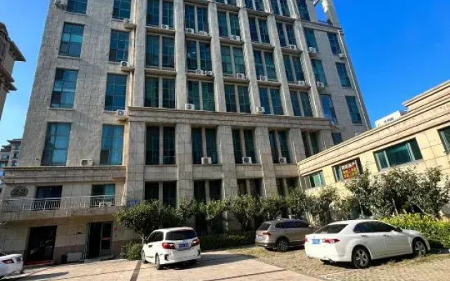 Taoyuan Xiaozhu Homestay (Weihai Railway Station Hanlefang)