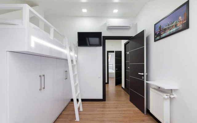 LEOGRAND apartment on Doroshenka 38