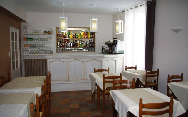 Hôtel Restaurant le Commerce