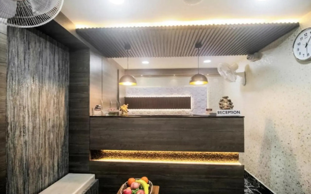 Hotel Grand Palace Banquet by OYO Rooms