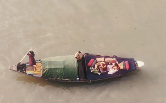 Polo Floatel Kolkata