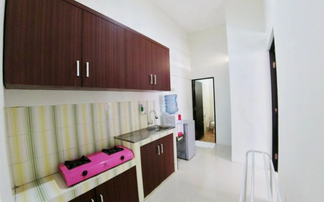 Villa Batu 2 Kamar No.7 dekat Museum Angkut