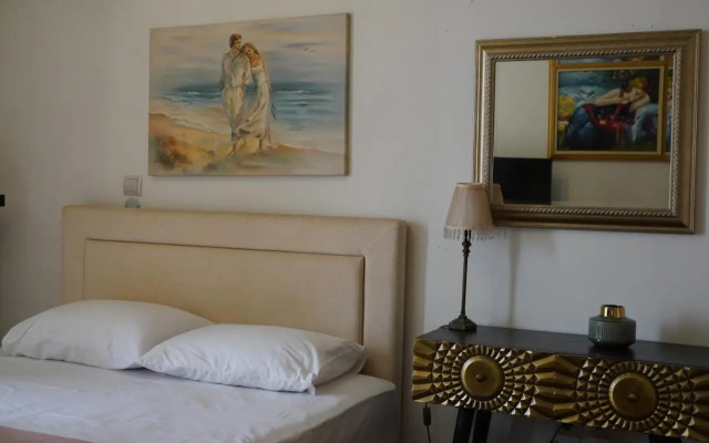 Glifada Calm Luxury Flat One