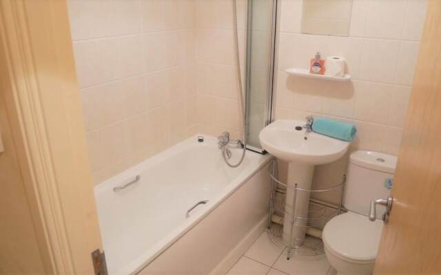 New Sleek 1Bd Flat Super Central Liverpool City