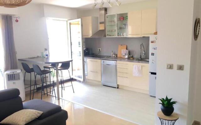 T3 avec piscine à 5min de Cannes
