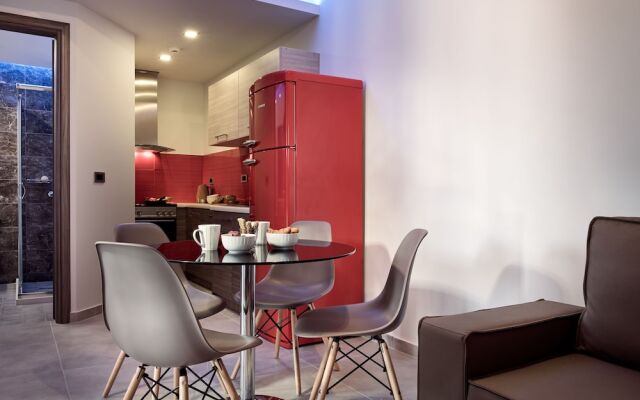 Savvas Luxury Suites