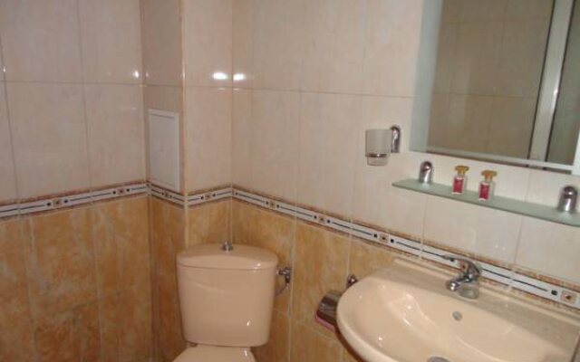 Saint Nikola Family Hotel