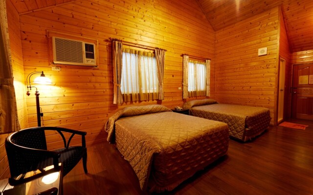 New Era Art Resort and Spa