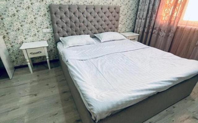 Aleksandra Apartment