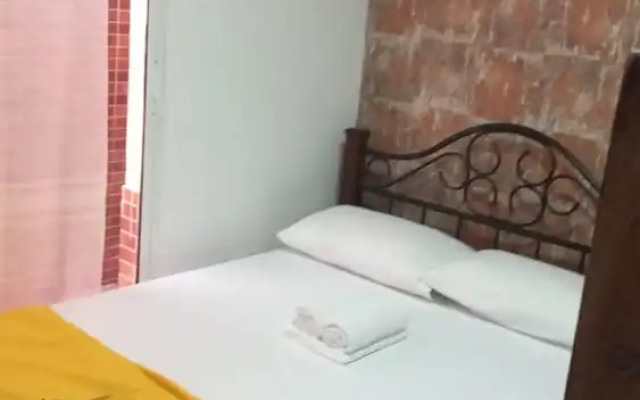 Apartment 1cl2 in the Walled Center With Aircon