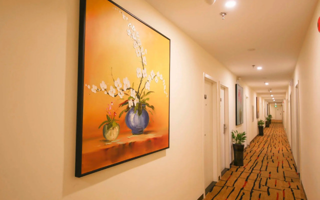 Shang Pin Hotel Shenzhen Futian Exhibition Branch