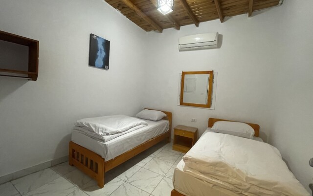 Auski Hostel Dahab