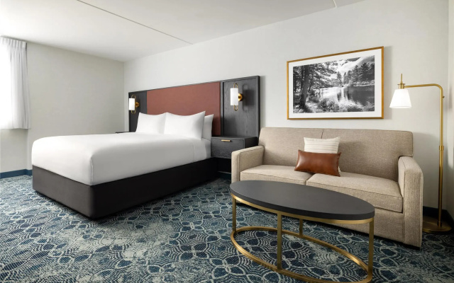 Holiday Inn Concord Downtown