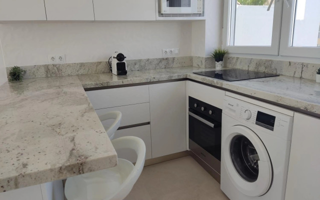 Front Sea View Penthouse