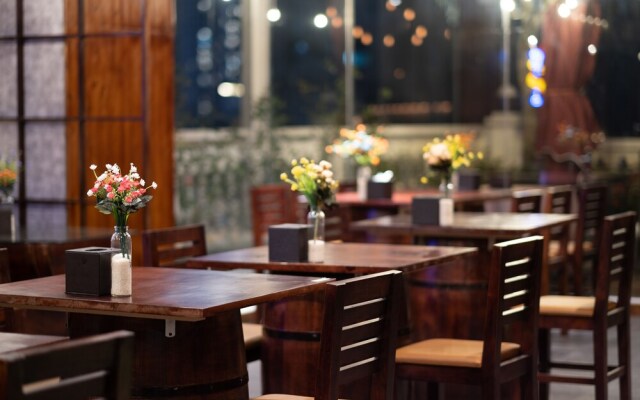 Bao Hung Hotel and Apartment