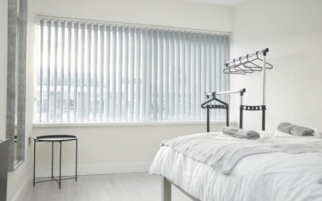 Wolfscote Apartment