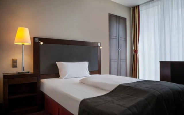 Savigny Hotel Frankfurt City Messe