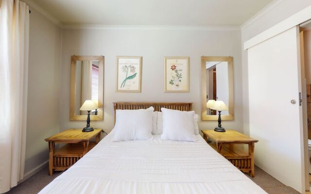 Diaz Beach Villa