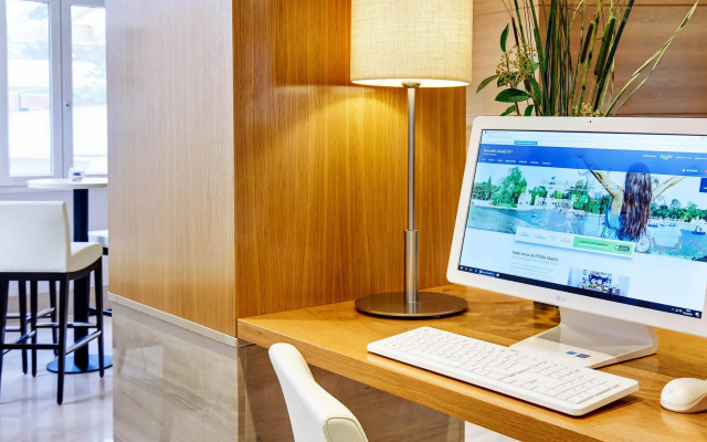 Отель Sercotel Alcalá 611