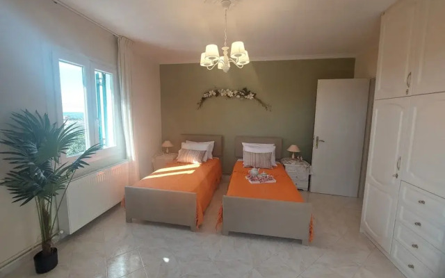 Ariadni Sea View Apartment