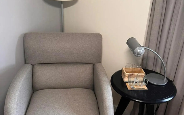 UNU 918 Moema: Wi-Fi, Academia, Camareira, Metrô +