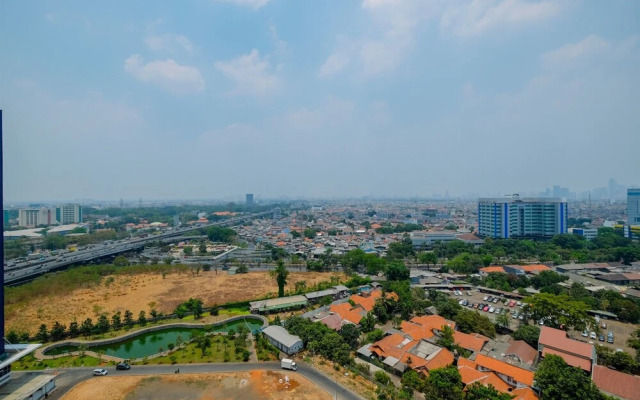 Functional and Artistic 2BR Green Pramuka Apartment