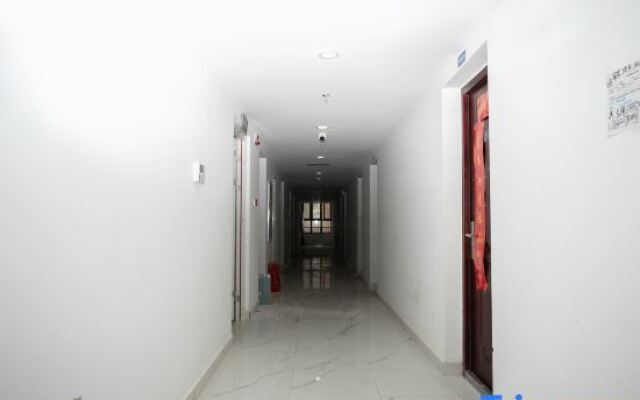 Xiyue Cinema Apartment (Changzhou North Railway Station)