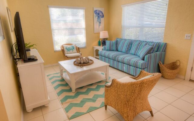 Shells and Sunshine Apartment 3