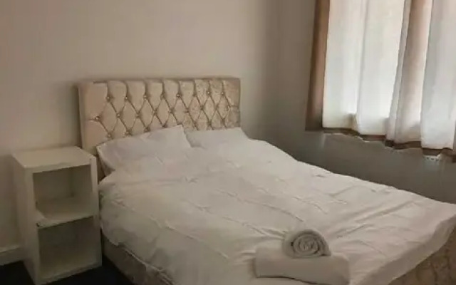 Fantastic New Room-1