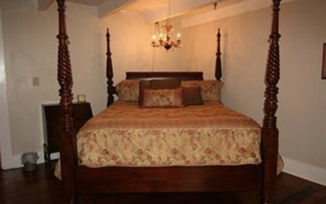 Isabelle Inn Bed & Breakfast