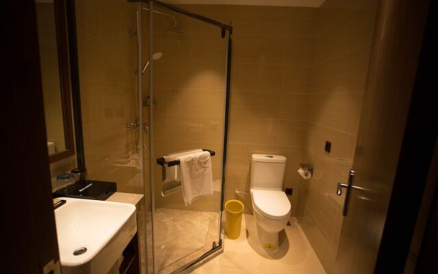Yantai Dexin International Hotel