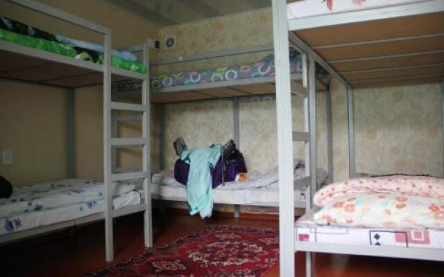 Apple Hostel Cholpon Ata