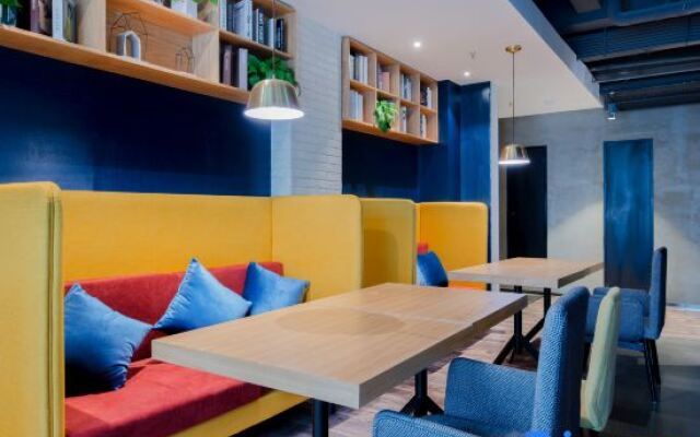 Yunyin Travel Hotel (Jiangyin Wanda Plaza)