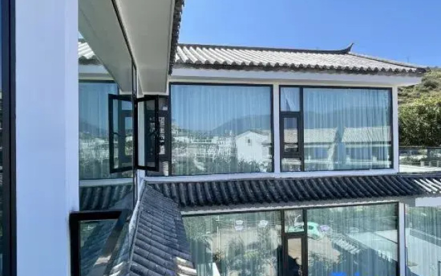 Dali Sanyinbang Courtyard Mountain Seaview Homestay (Shuanglang Qingshan Branch)
