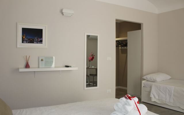 Triscele Glamour Rooms