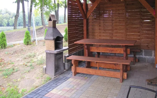Cottage With Fireplace, Right on the Lake, Ryn