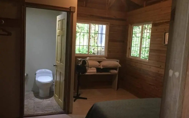 Jungle Reef Inn