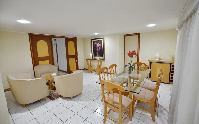 Alice Vitria Hotel