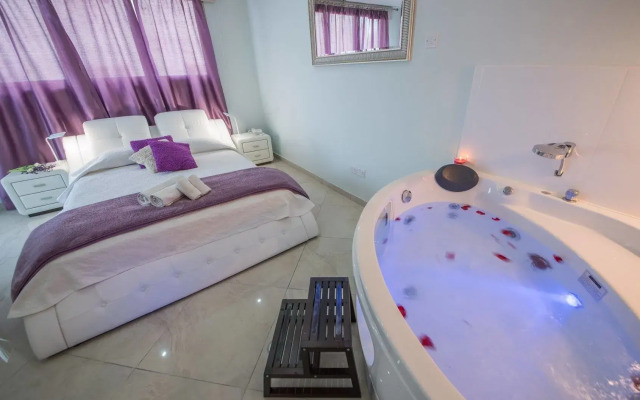 Mesogios House Suites